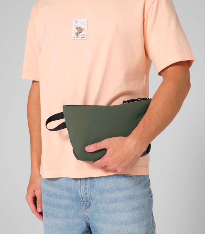 Minimal Lifestyle Pouch Thumbnail