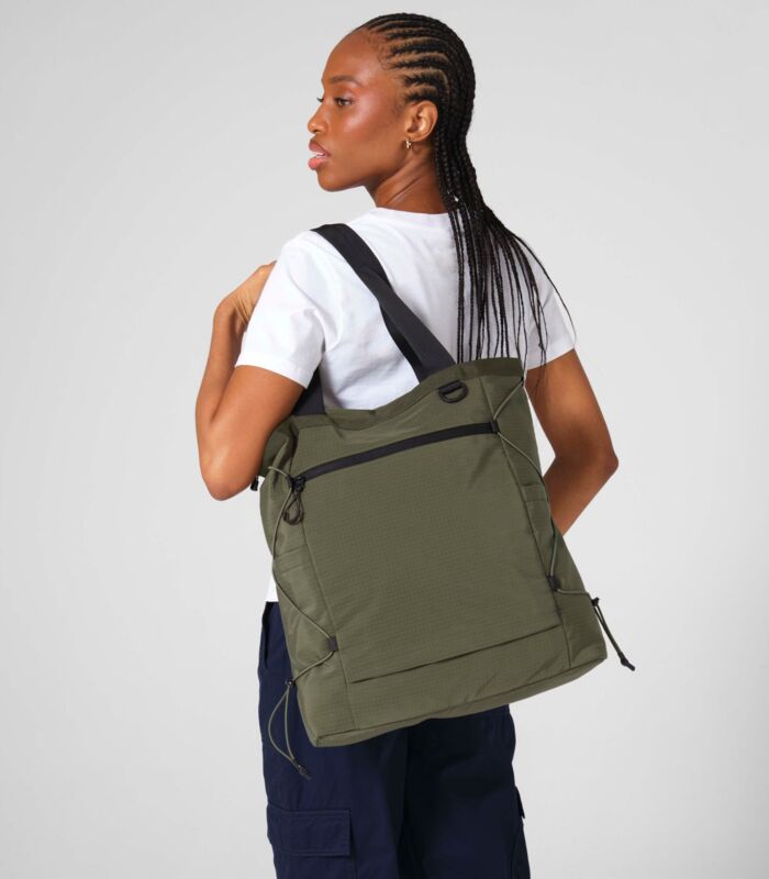 UrbanShift Tote Thumbnail